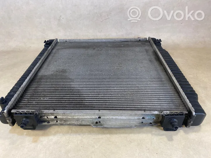 Mercedes-Benz G W461 463 Support de radiateur sur cadre face avant A4635001100