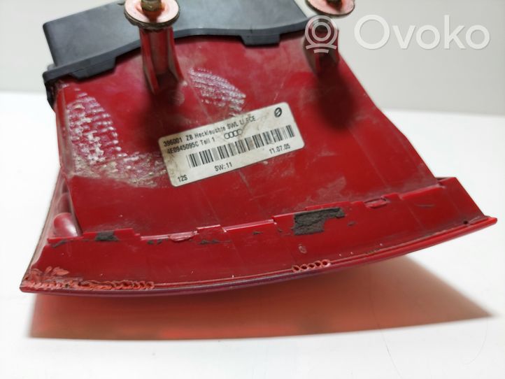 Audi A8 S8 D3 4E Lampa tylna 4E0945095C