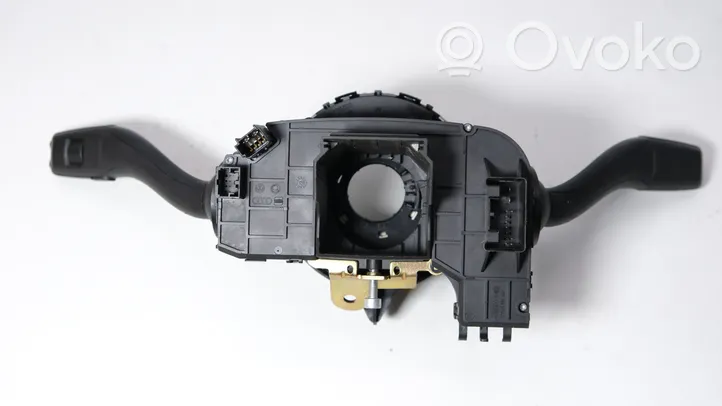 Audi A4 S4 B6 8E 8H Pyyhkimen/suuntavilkun vipukytkin 4E0953541A