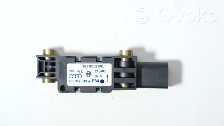 Audi A4 S4 B6 8E 8H Sensore d’urto/d'impatto apertura airbag 8E0959643A