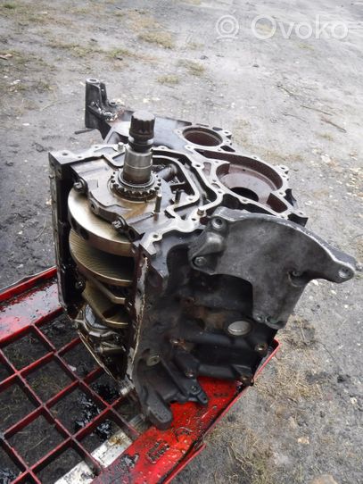 Volkswagen PASSAT B5.5 Engine block 078103021AL