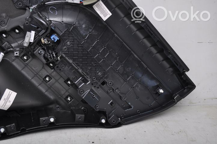 Land Rover Range Rover Sport L494 Takaoven verhoilu 