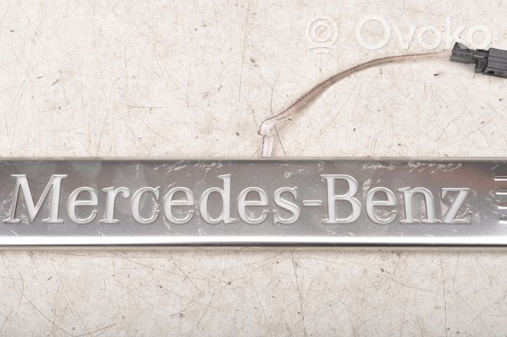 Mercedes-Benz GLA H247 Listwa progowa przednia / nakładka A1776809905