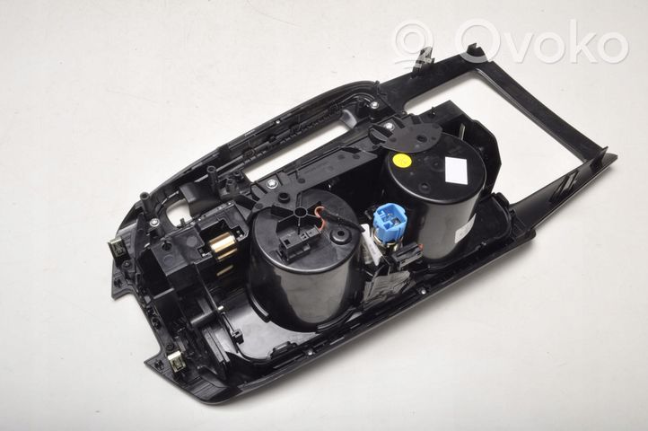 Maserati Levante Altra parte interiore 670043373