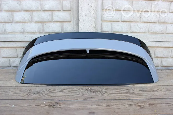 Volkswagen Golf VIII Spoiler tylnej szyby klapy bagażnika 5H4827934G