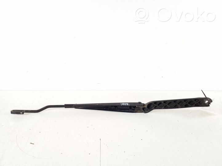 Toyota Avensis T220 Front wiper blade arm 85221-05051