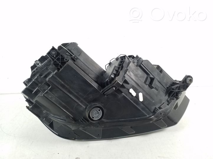 Volkswagen Golf VII Lampa przednia 517941005C