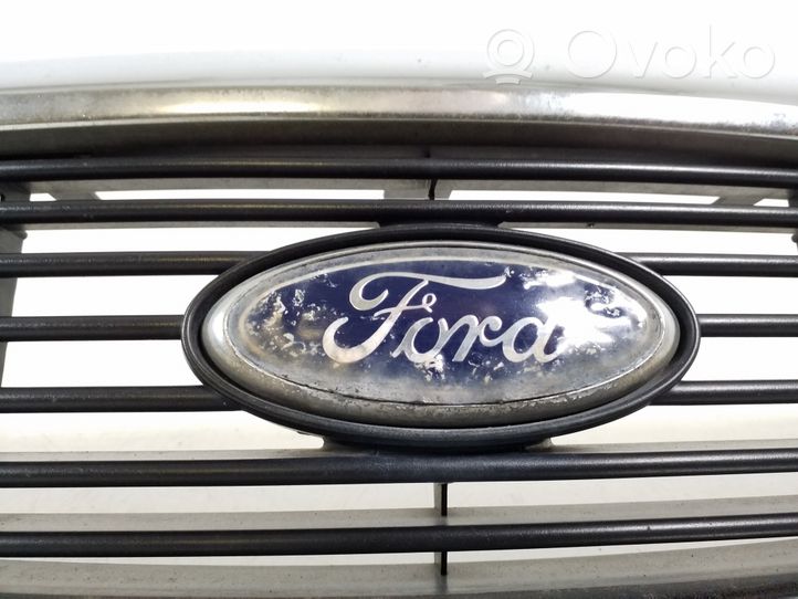 Ford Mondeo MK II Atrapa chłodnicy / Grill 96BG8A133