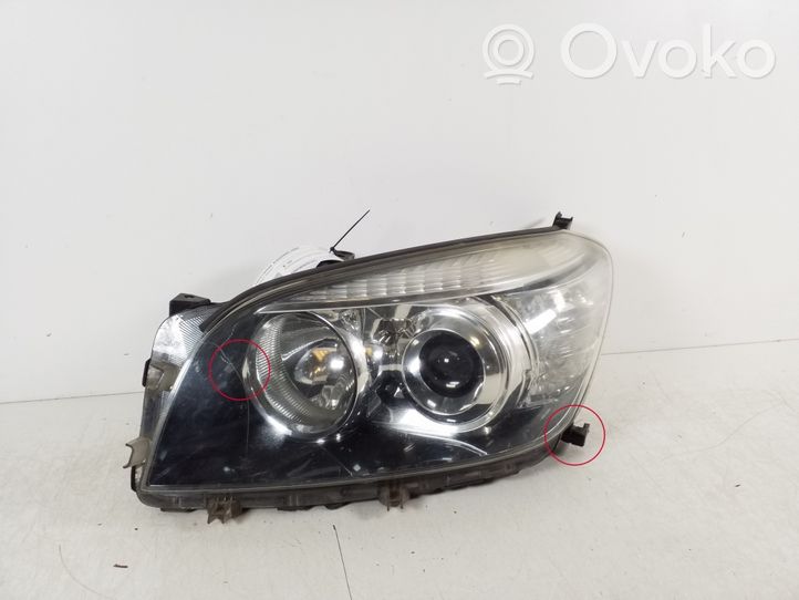 Toyota RAV 4 (XA30) Lampa przednia 