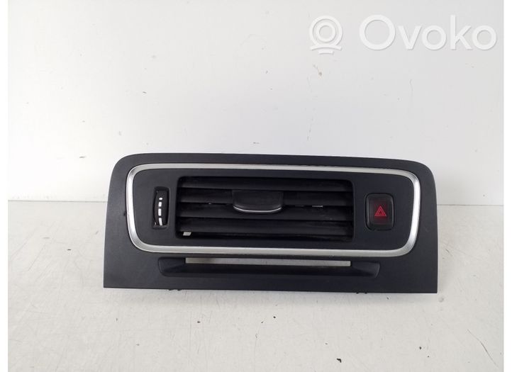 Volvo V60 Copertura griglia di ventilazione laterale cruscotto 30791699