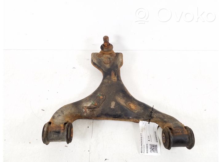 Mercedes-Benz Vito Viano W639 Braccio di controllo sospensione anteriore inferiore/braccio oscillante A6393300810