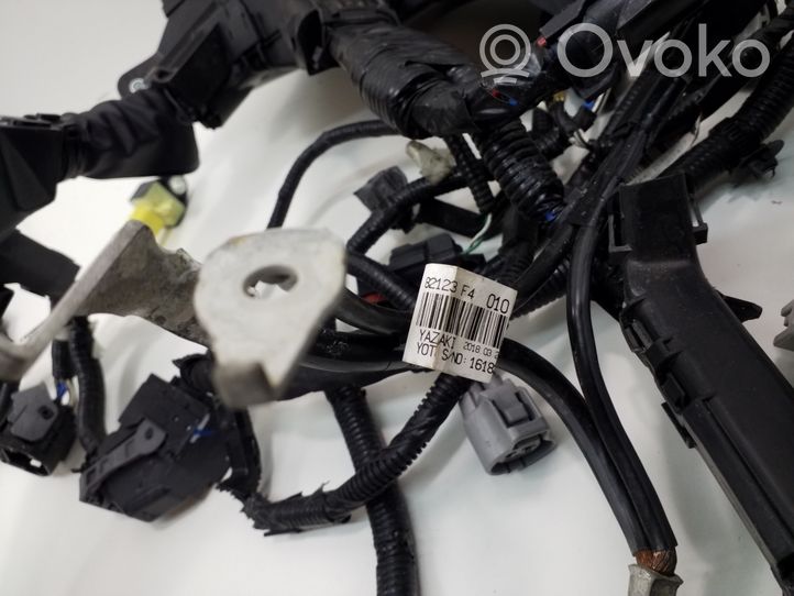 Toyota C-HR Module de fusibles 8266647610