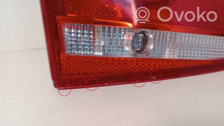 Volkswagen PASSAT B7 Lampy tylnej klapy bagażnika 3AF945093B