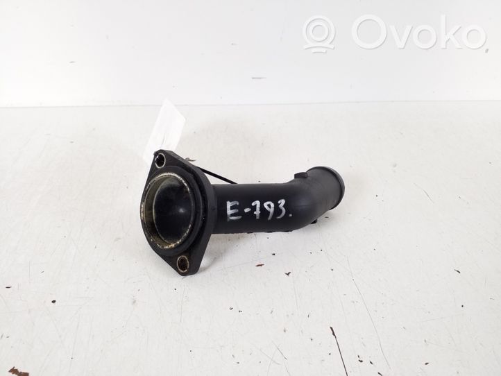 Volkswagen Golf V Termostat / Obudowa termostatu 06A121121C