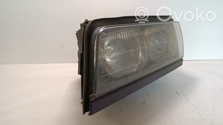 BMW 7 E38 Faro/fanale 0301043273