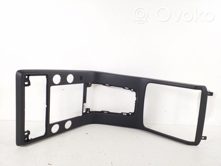 Volvo XC70 Panel trim 8635818