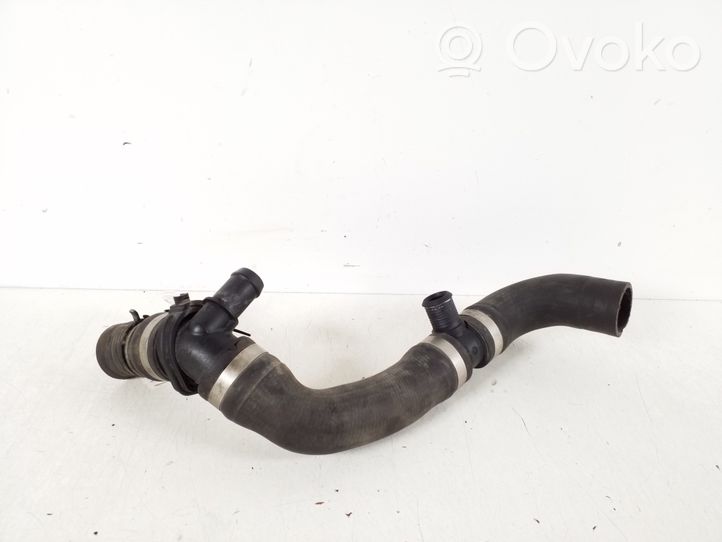 Volvo S60 Tubo flessibile del liquido di raffreddamento del motore 31368865