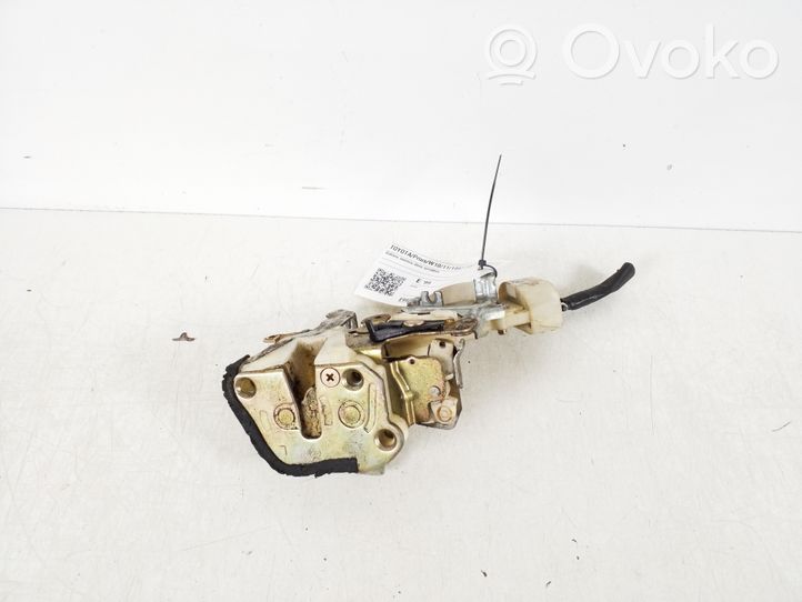 Toyota Prius (XW10) Rear door lock 