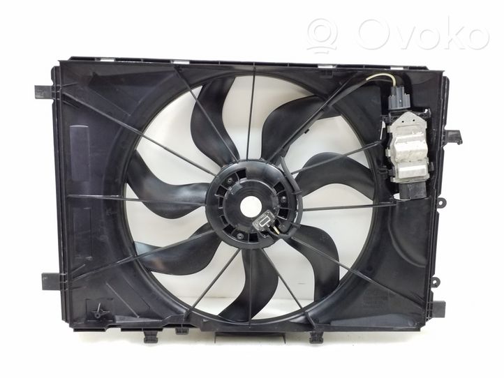 Mercedes-Benz A W176 Kale ventilateur de radiateur refroidissement moteur A2465000064