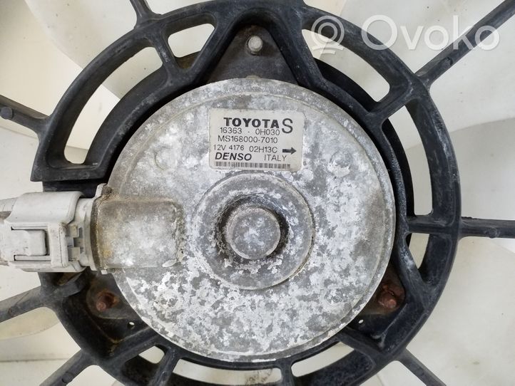 Toyota Corolla E120 E130 Osłona wentylatora chłodnicy 16711-0D060