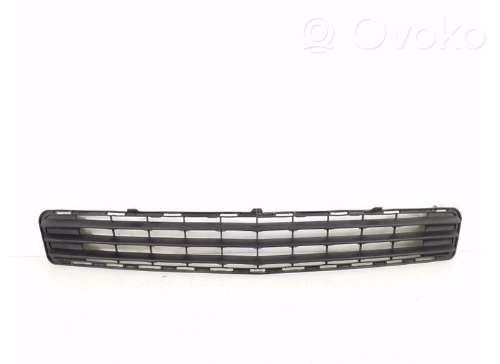 Mercedes-Benz C W204 Grille inférieure de pare-chocs avant A2048850023