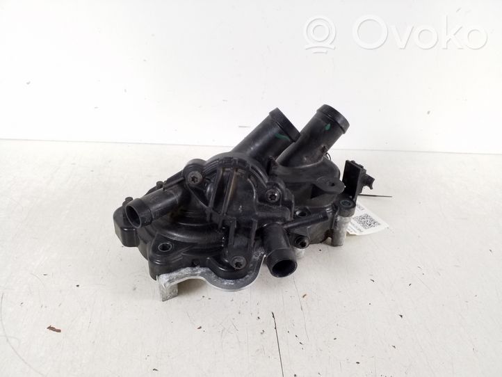 Volkswagen Caddy Water pump 04E121042L