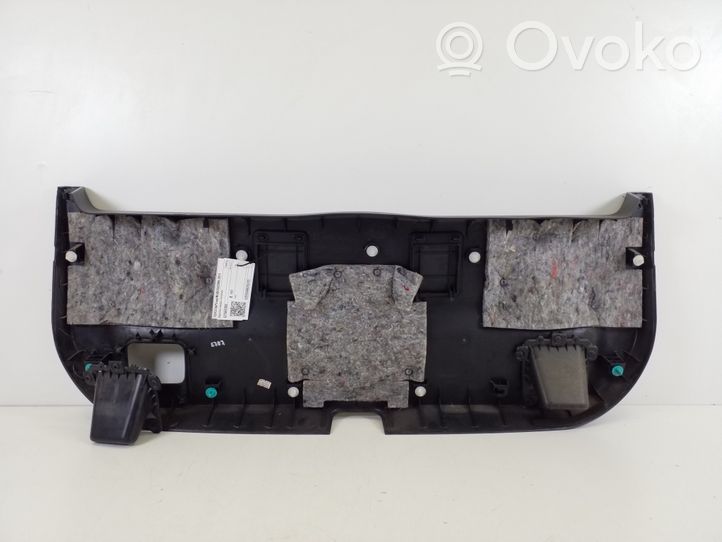 Toyota Prius (XW30) Poszycie / Tapicerka tylnej klapy bagażnika 6775047020