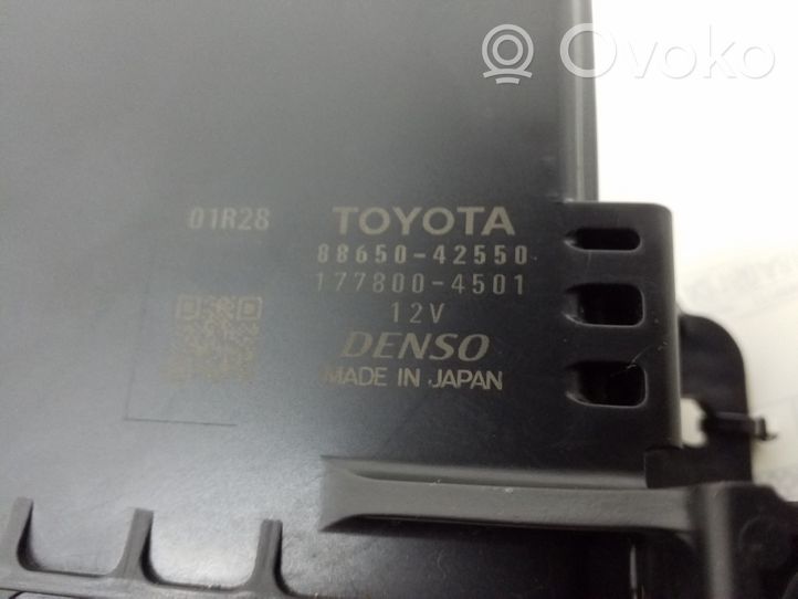 Toyota RAV 4 (XA40) Altre centraline/moduli 8865042550