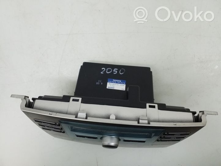 Toyota Corolla Verso AR10 Ilmastoinnin ohjainlaite/moduuli 559000F020