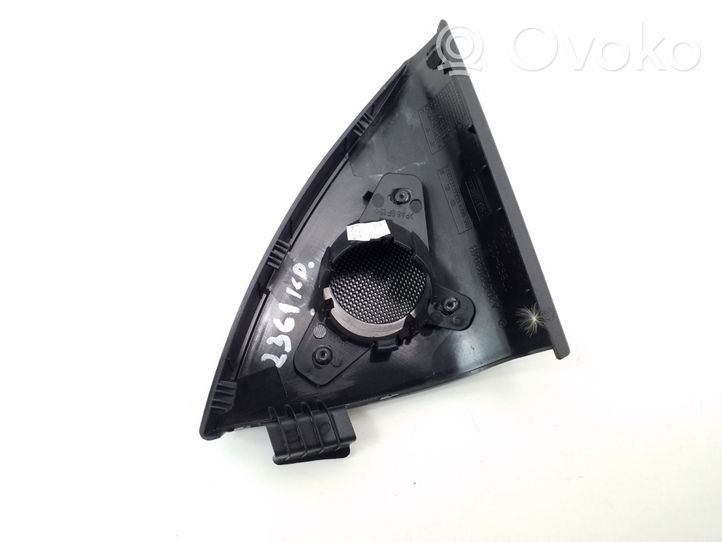 Mercedes-Benz C W204 Altro elemento di rivestimento della portiera anteriore A2047203948