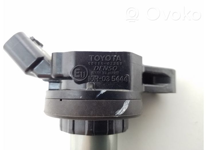 Toyota Auris E180 Bobine d'allumage haute tension 9091902258