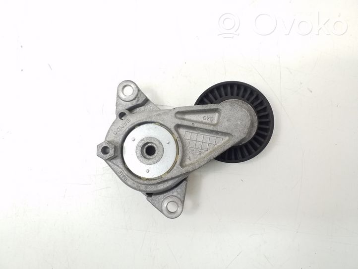 Toyota Yaris Napinacz paska / łańcucha rozrządu 1662047030