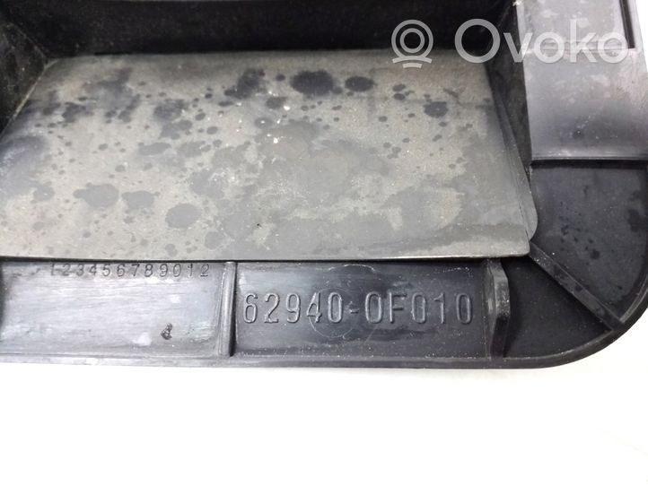 Toyota Verso Griglia parafango 629400F010