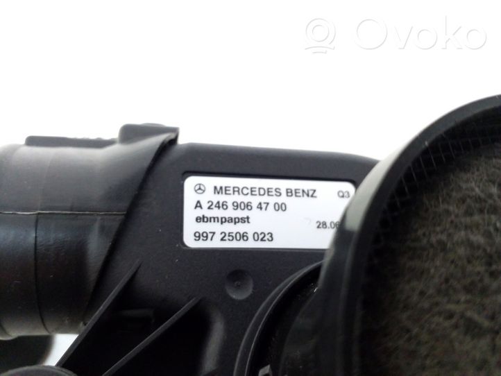 Mercedes-Benz CLA C117 X117 W117 Ventola riscaldamento/ventilatore abitacolo A2469064700