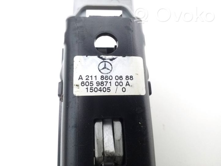 Mercedes-Benz ML W164 Réglage de la hauteur de la ceinture de sécurité A2118600688