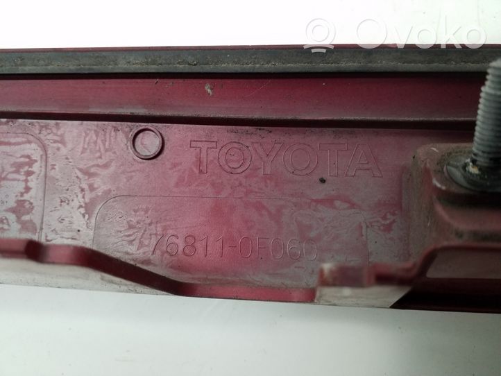 Toyota Verso Éclairage de plaque d'immatriculation 768110F060