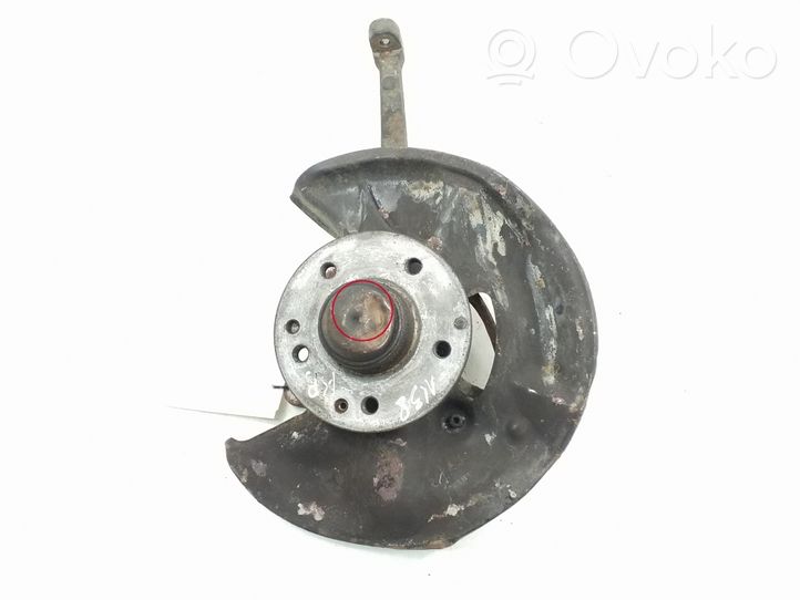 Mercedes-Benz E W210 Front wheel hub 