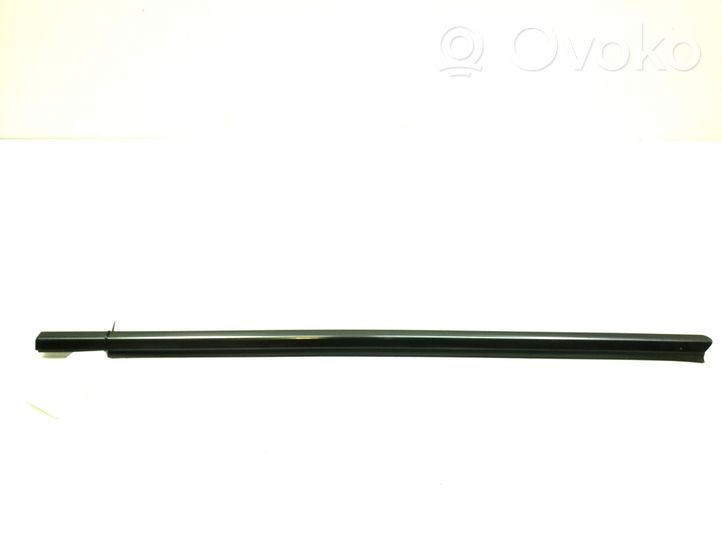 Mercedes-Benz E W210 Moulure de vitre de la porte avant A2106900780