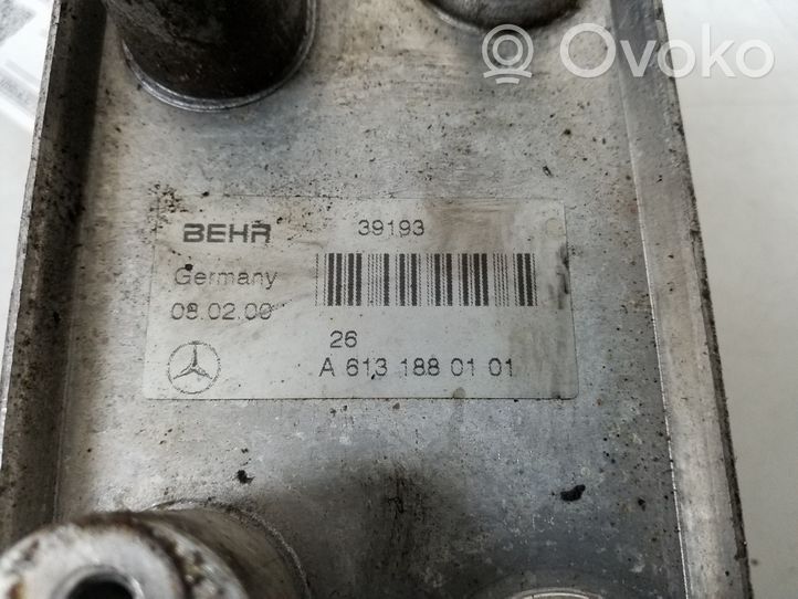Mercedes-Benz E W210 Support de filtre à huile A6131880101