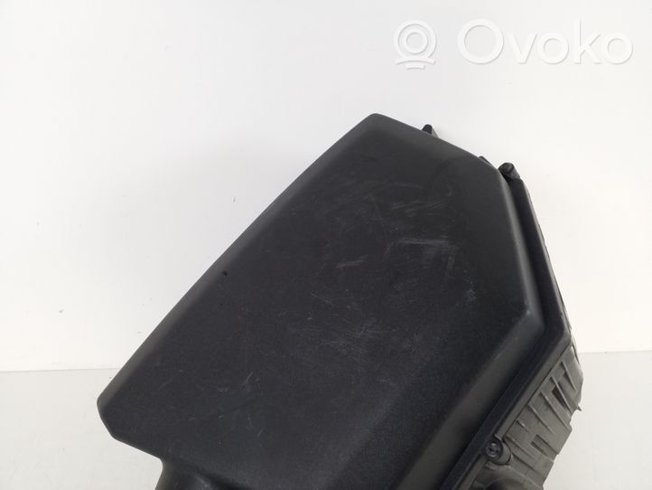 Volvo V60 Caja del filtro de aire 31370671