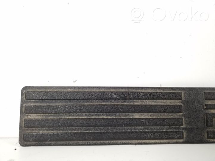 Ford Ranger Garniture marche-pieds avant F37B1013260ABW