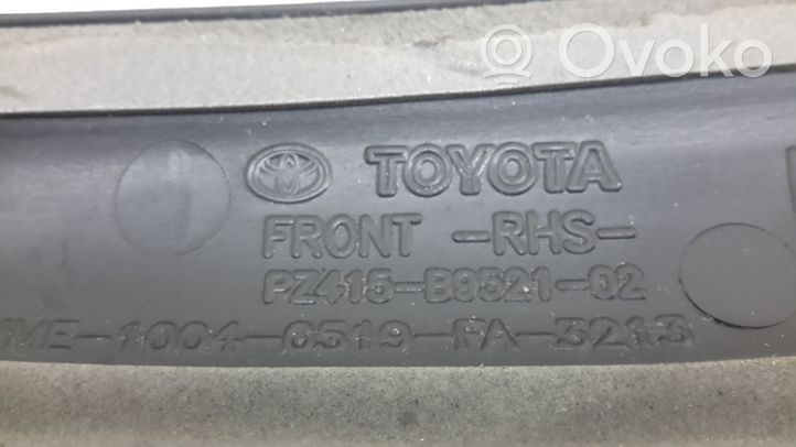 Toyota RAV 4 (XA30) Listwa zderzaka przedniego PZ415B9521