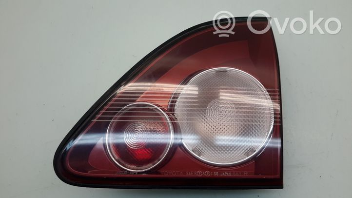 Lexus RX 300 Lampy tylnej klapy bagażnika 