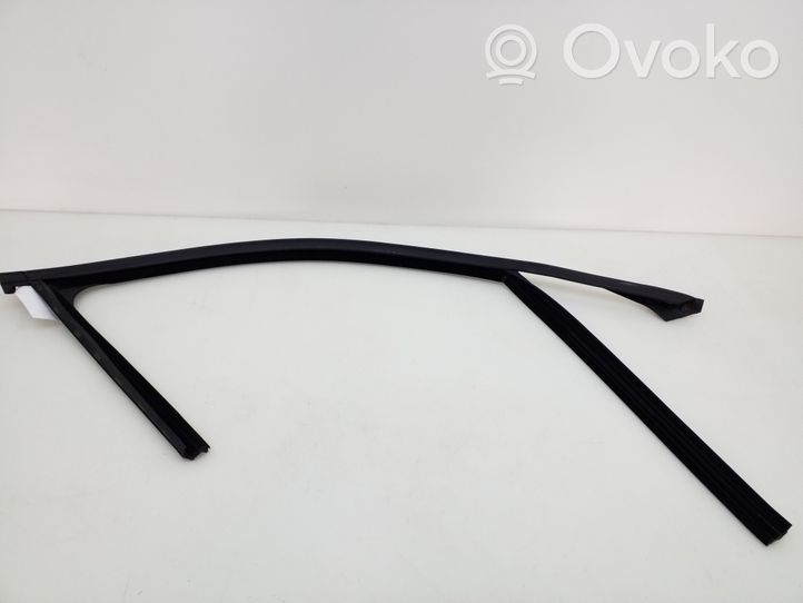 Mercedes-Benz E W212 Altro elemento di rivestimento della portiera anteriore A2127250225