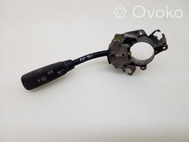 Mercedes-Benz E W210 Leva/interruttore dell’indicatore di direzione e tergicristallo A2105450110