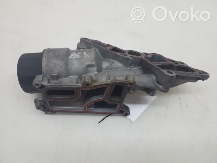 Mercedes-Benz CLS C219 Support de filtre à huile A2721800410