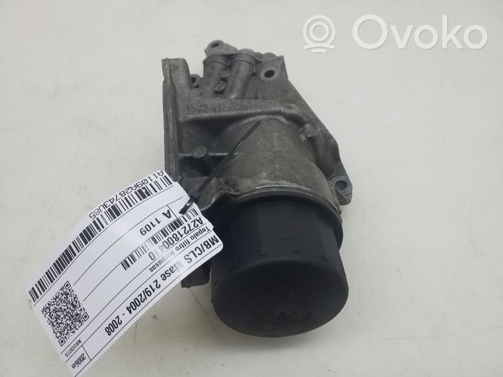 Mercedes-Benz CLS C219 Support de filtre à huile A2721800410