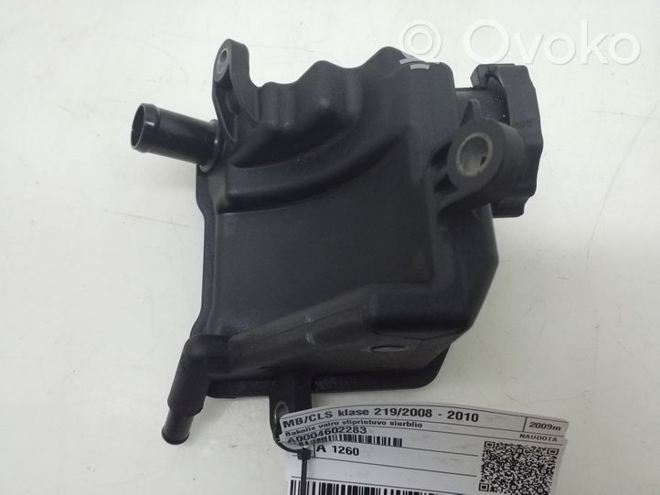 Mercedes-Benz CLS C219 Power steering fluid tank/reservoir A0004602283