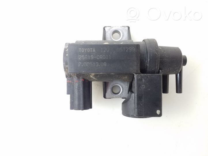 Toyota Corolla E120 E130 Turboahtimen magneettiventtiili 258190R011