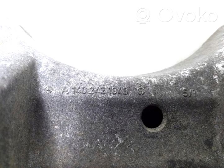 Mercedes-Benz E W211 Supporto di montaggio scatola del cambio A1402421340